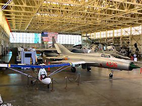 太平洋航空博物館　７９番格納庫の全体