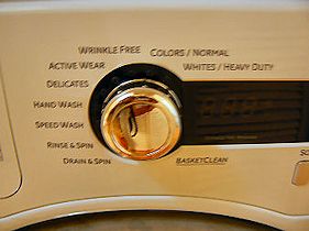 フェアウェイビラ室内の洗濯機のダイヤル